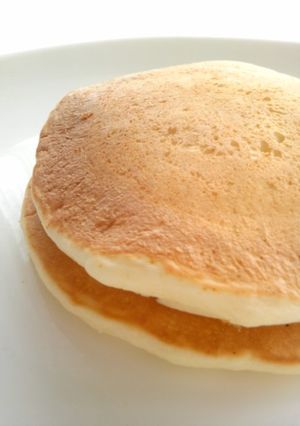材料2つで＊ふわふわパンケーキ＊-レシピのメイン写真