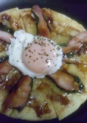 照り焼きピッツア～目玉焼きのせ～-レシピのメイン写真