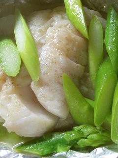 白身魚(タラ)とアスパラのホイル焼き-レシピのメイン写真