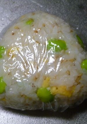 枝豆と卵のオイルおにぎり-レシピのメイン写真