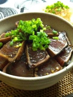 鰹のたたきで漬け丼-レシピのメイン写真
