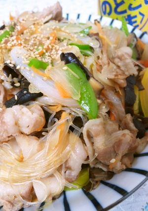豚肉でチャプチェ-レシピのメイン写真