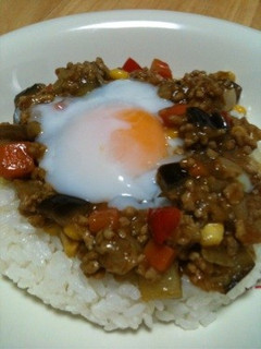 夏野菜でドライカレー-レシピのメイン写真