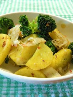 じゃが芋とブッロコリーのマヨカレー炒め☆-レシピのメイン写真