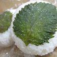 シソの塩漬けおにぎり