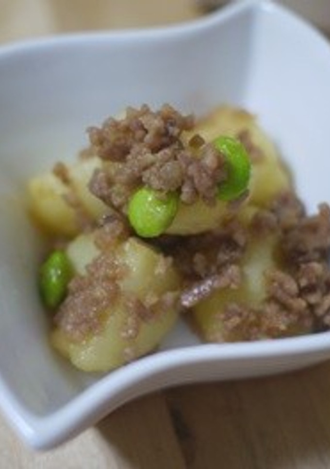 豚挽肉少しで！じゃがいもと枝豆の甘辛炒め-レシピのメイン写真