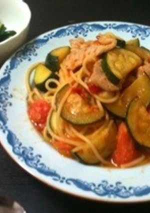 ズッキーニと豚肉のフレッシュトマトソース-レシピのメイン写真