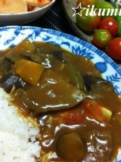 茄子とズッキーニとトマトの夏野菜カレー-レシピのメイン写真