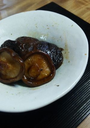 しいたけのバター焼き　☆麺つゆ風味☆-レシピのメイン写真
