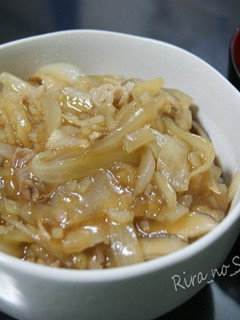 玉ねぎと豚バラの丼-レシピのメイン写真