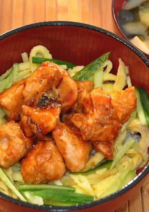 鰻のたれｄｅチキン丼-レシピのメイン写真