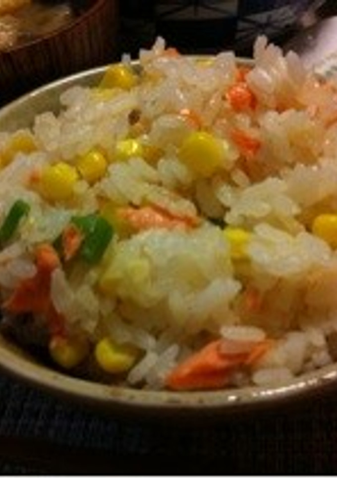 トウモロコシと塩鮭の炊き込みご飯☆-レシピのメイン写真