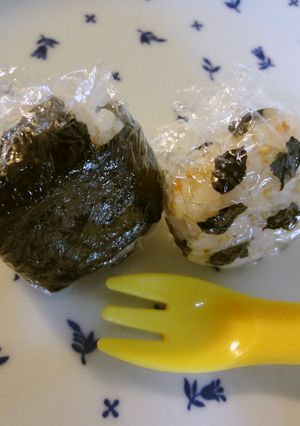 食べやすい☆1歳児の平た～いおにぎり*-レシピのメイン写真