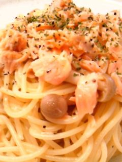 鮭とキノコの昆布茶パスタ-レシピのメイン写真