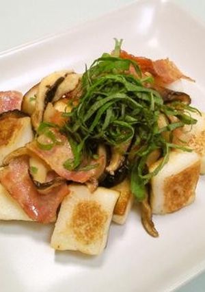 はんぺんとベーコン・きのこのバター焼き-レシピのメイン写真