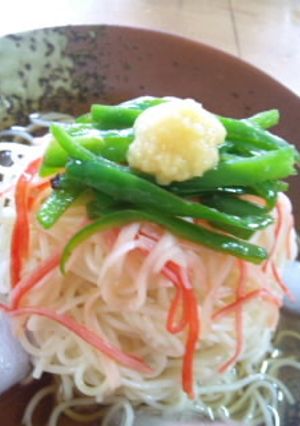 ﾋﾟｰﾏﾝとｶﾆｶﾏの夏にぴったりの素麺-レシピのメイン写真