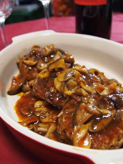 煮込みハンバーグ♪キノコのソース-レシピのメイン写真