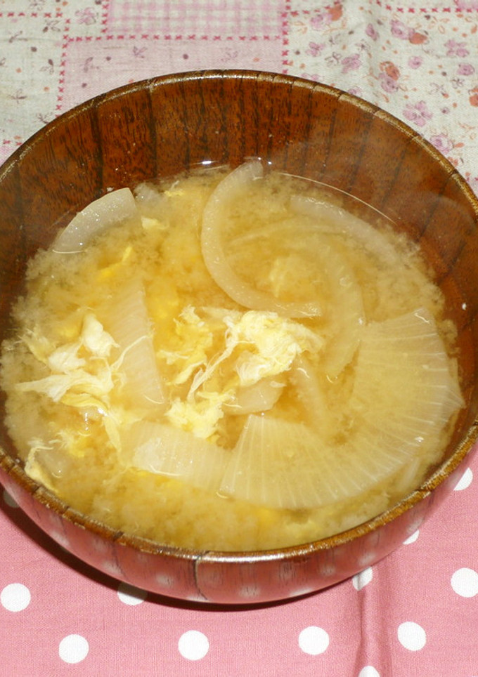 ☆玉ねぎと卵のお味噌汁☆-レシピのメイン写真