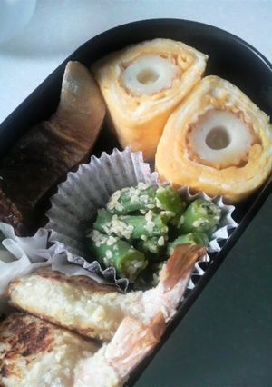 食べてびっくりチーズちくわの卵焼き-レシピのメイン写真