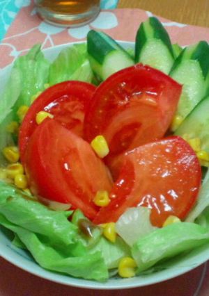 バルサミコドレッシングで味わう野菜サラダ-レシピのメイン写真