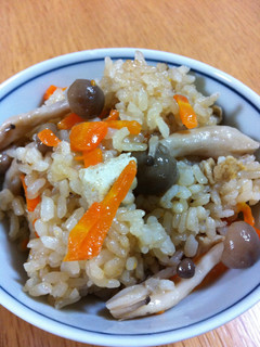 炊き込みしめじご飯-レシピのメイン写真
