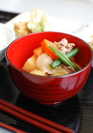 やさしい味の肉じゃが-レシピのメイン写真