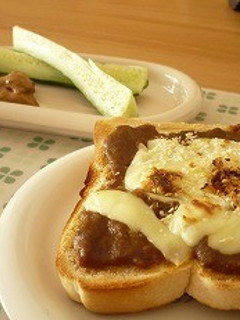 なんちゃってカレーパン*カレートースト-レシピのメイン写真