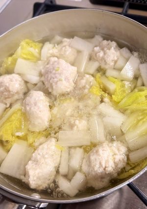 二刀流・鶏団子スープ（子ども用＋大人用）-レシピのメイン写真