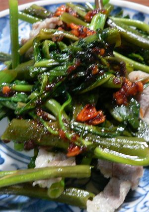 エンサイ（空芯菜）の『食べるラー油』炒め-レシピのメイン写真