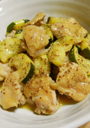 ズッキーニと鶏肉の粒マスタードソース✿-レシピのメイン写真