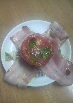 ベーコンと丸々トマトスープ-レシピのメイン写真