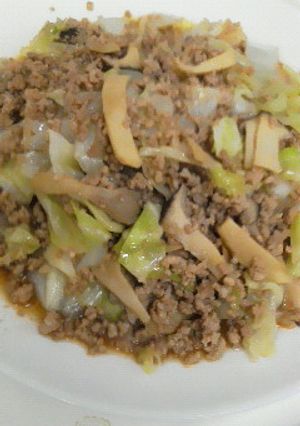 ご飯がすすむキャベツと挽肉の炒めもの-レシピのメイン写真
