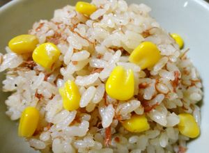 コンビーフで簡単洋風炊き込みご飯-レシピのメイン写真