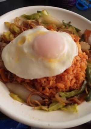 なんだろう！？チキンライスと焼きそば！？-レシピのメイン写真