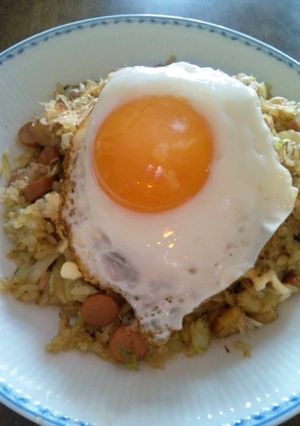 一人昼ごはんにソースチャーハン-レシピのメイン写真