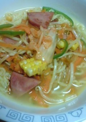 旬の野菜ラーメンキムチのせ♪-レシピのメイン写真
