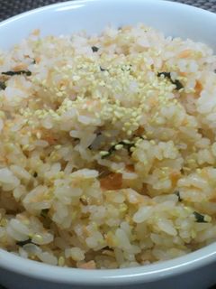 鮭と青じそと白ゴマの混ぜご飯-レシピのメイン写真