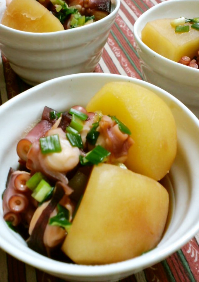 タコとじゃがいもの煮物✿-レシピのメイン写真