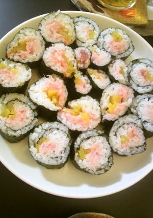 トロたく巻き ピンク黄色で節分にも♪-レシピのメイン写真