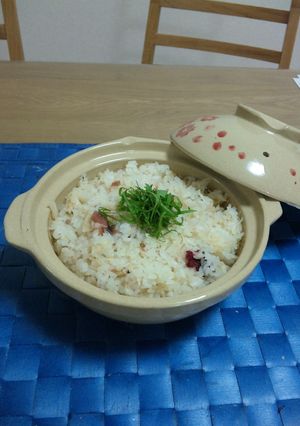帆立と梅の炊き込みご飯-レシピのメイン写真
