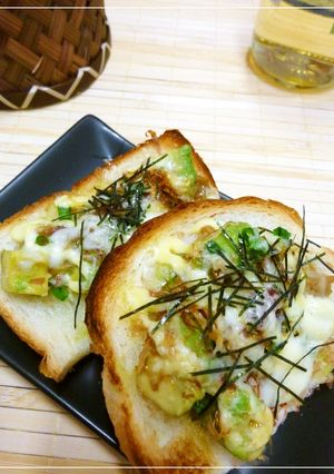 アボカドとなめたけのトースト　わさび風味-レシピのメイン写真