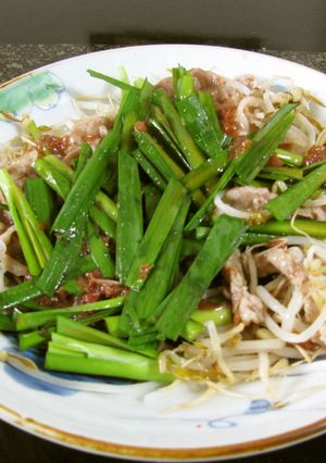 レンジで！めんつゆでさっぱり梅豚もやし♪-レシピのメイン写真