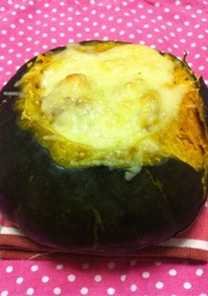＊カボチャ丸ごとグラタン＊-レシピのメイン写真