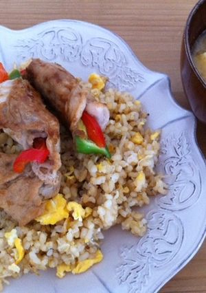 しらす卵チャーハンと野菜肉巻きランチ-レシピのメイン写真