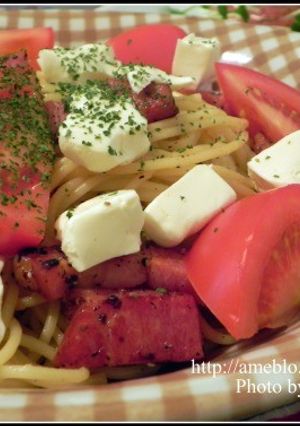 焦がしベーコンとトマト&クリチパスタ-レシピのメイン写真