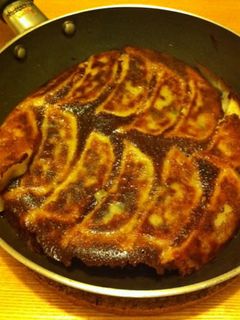 あなた!羽根付き餃子は楽に作れるのよ!-レシピのメイン写真