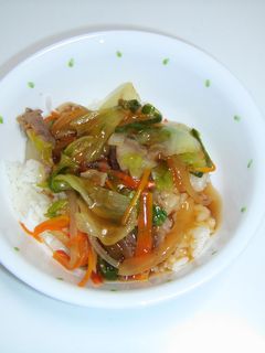 栄養たっぷり!野菜炒め丼-レシピのメイン写真