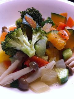 温野菜のコンソメスープ漬けサラダ-レシピのメイン写真