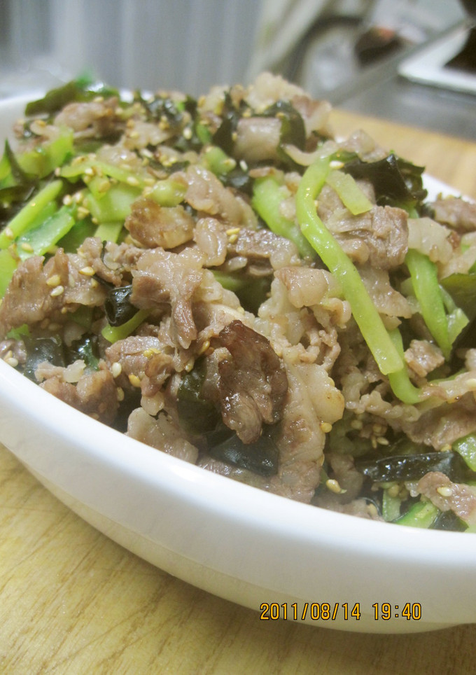 きゅうりとわかめと牛肉のごま炒め-レシピのメイン写真
