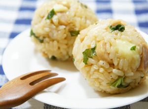 焼き肉のたれチーズウインナーおにぎり-レシピのメイン写真